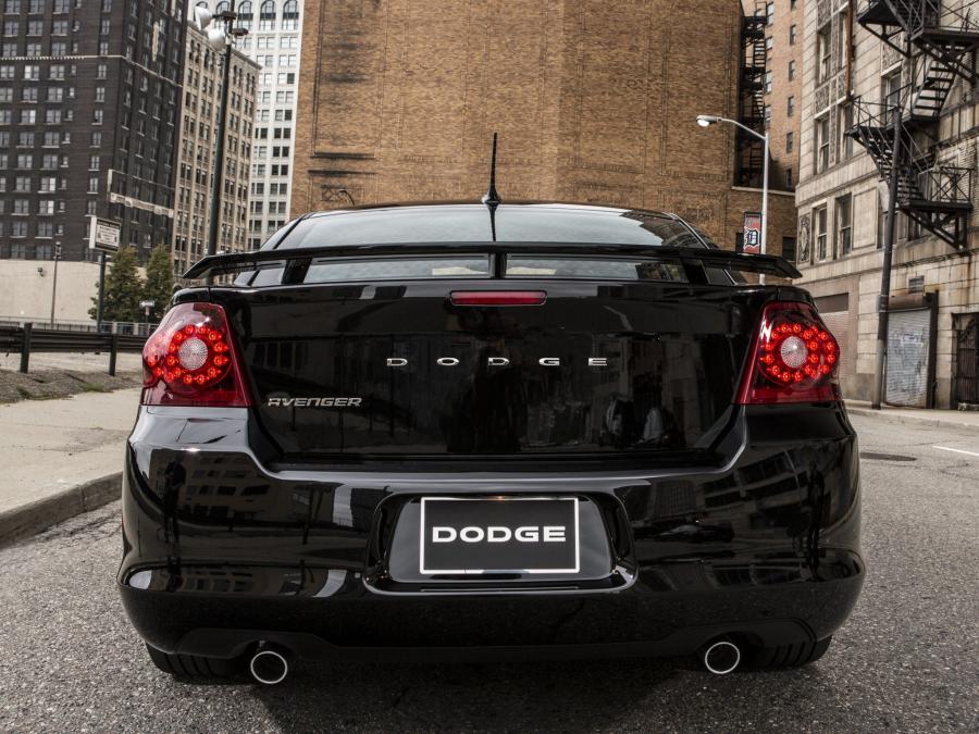  Dodge Avenger Blacktop Edition 2012 года  (фото 7 из 25)